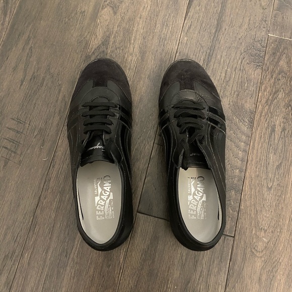 Ferragamo sneakers - Picture 1 of 5